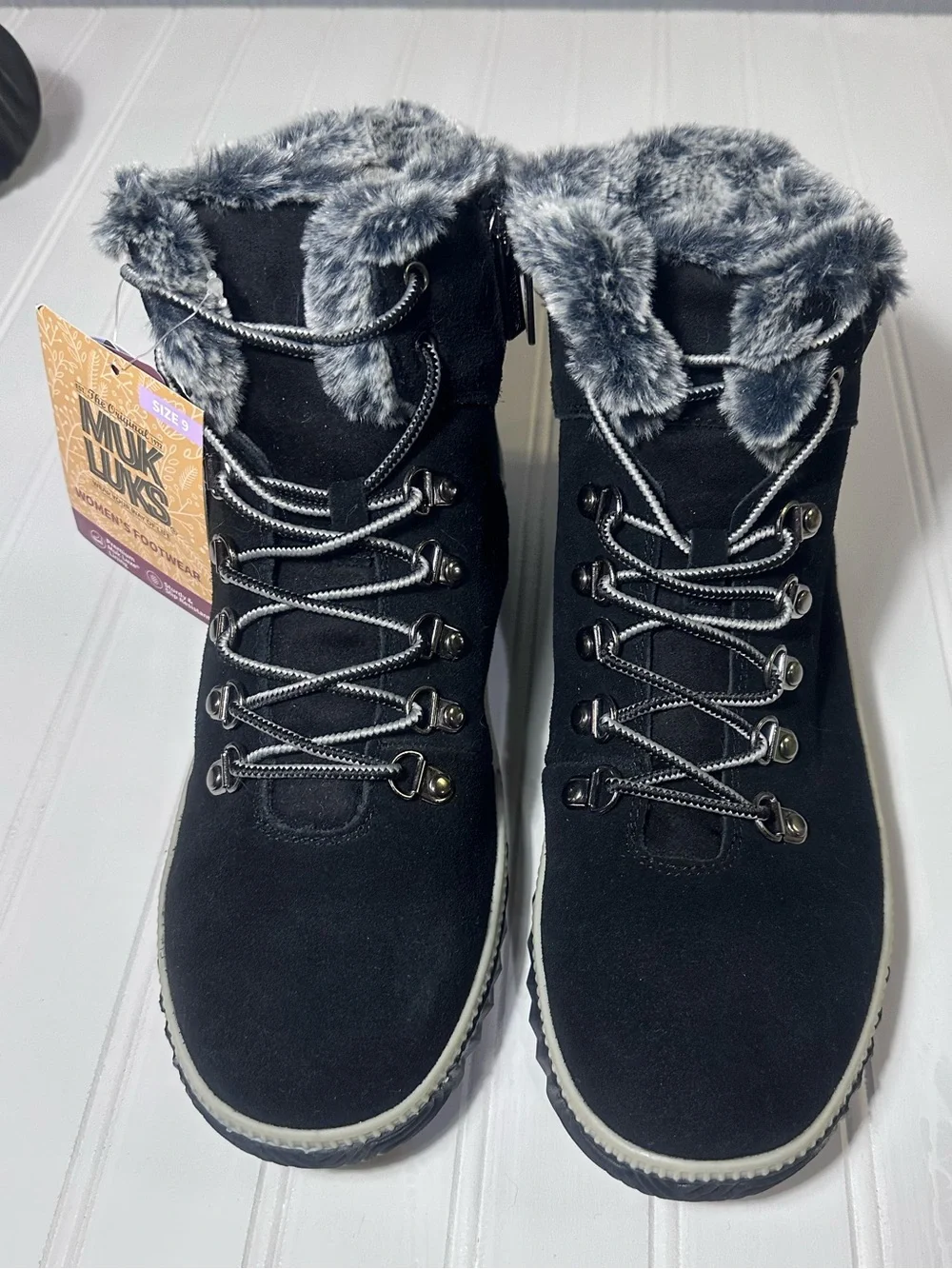 Muk Luks NWT black winter snow boots women’s 9
